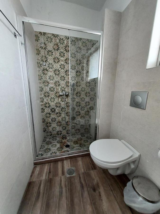 Aqua Apartments Loutra Oraias Elenis Esterno foto