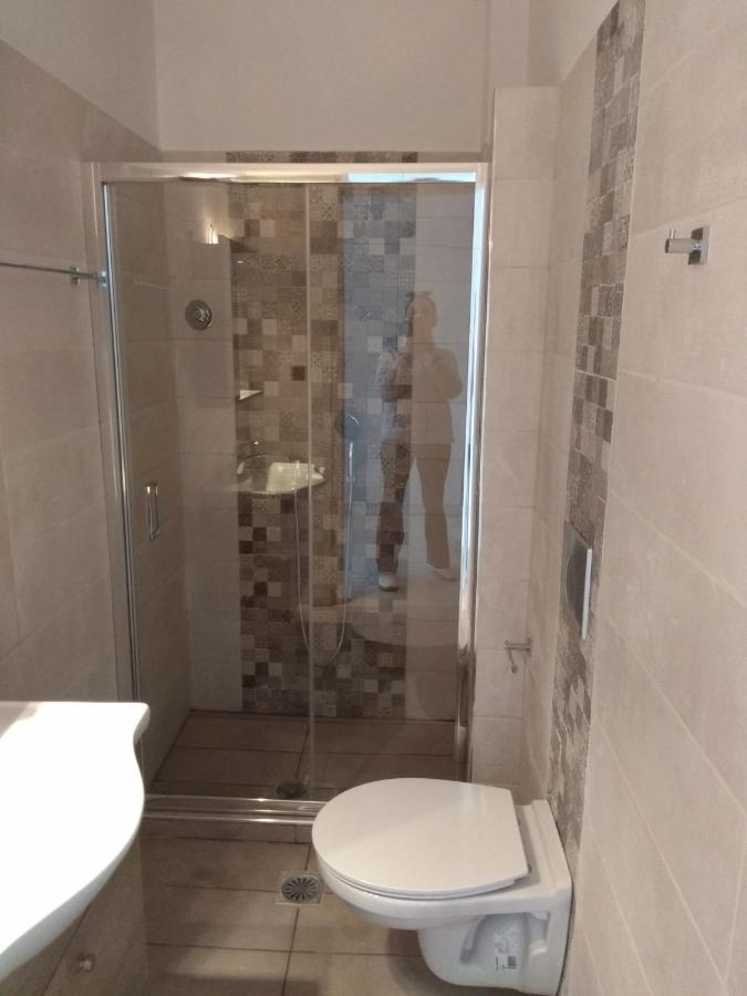 Aqua Apartments Loutra Oraias Elenis Esterno foto